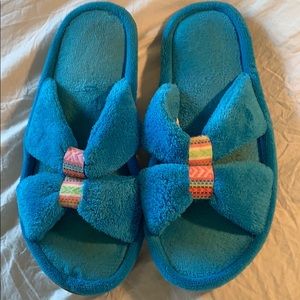 Isotoner Slippers